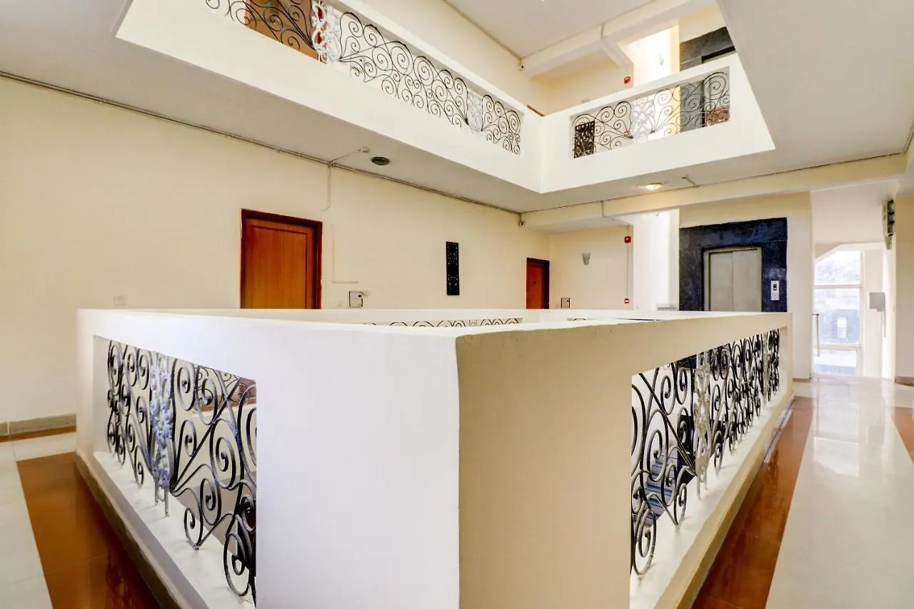 Hotel Capital O 68506 Shiv Guest House Gurgaon