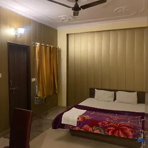 Bed & Breakfast Arvi Varanasi